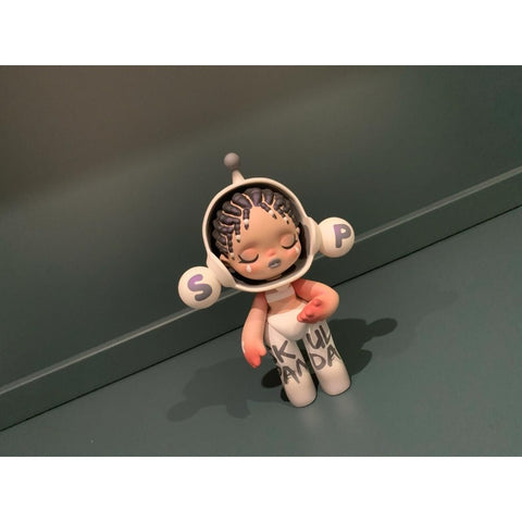 Skullpanda Baby White Yo Limited Figurine