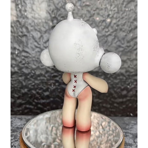 Skullpanda Baby White Vampire Limited Figurine