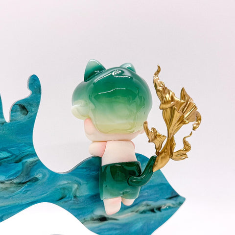 DIMOO-Swimming Freely In The Emerald Sea Limited Figure