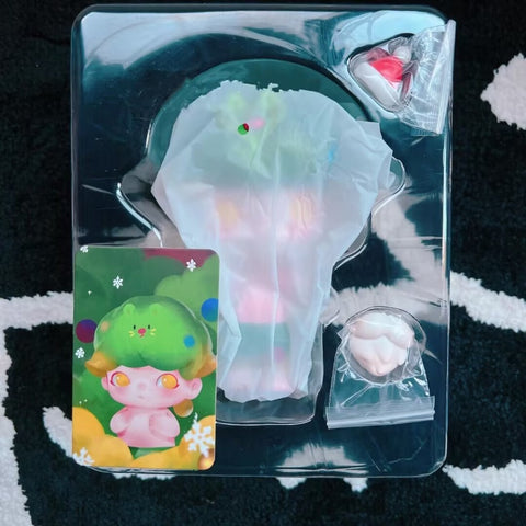 DIMOO SG Christmas Tree Ver. Limited Figure