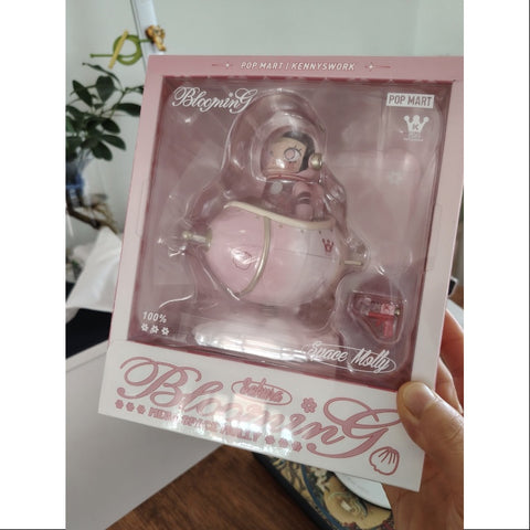 MEGA SPACE MOLLY 100% Blooming Series Sakura 2025 Limited Edition