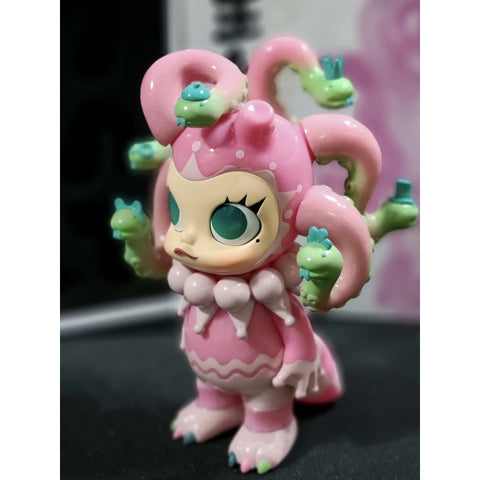 MOLLY Medusa Pink 2025 Limited Edition
