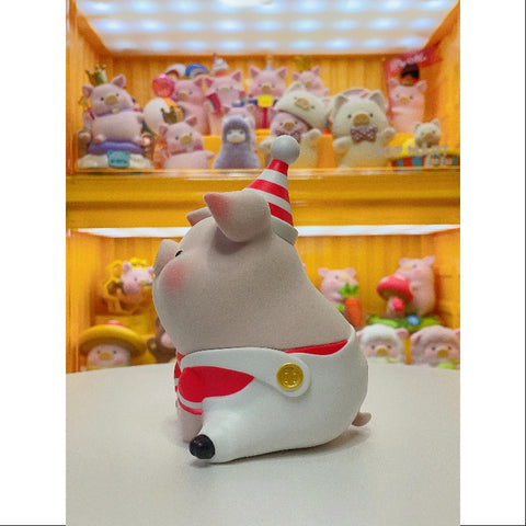 LuLu the Piggy XL Little Elf LuLu 2020 Limited Edition