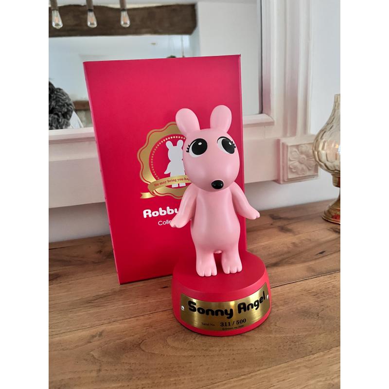 Sonny Angel Collector's Trophy Robby Angel Pink 2021 Limited
