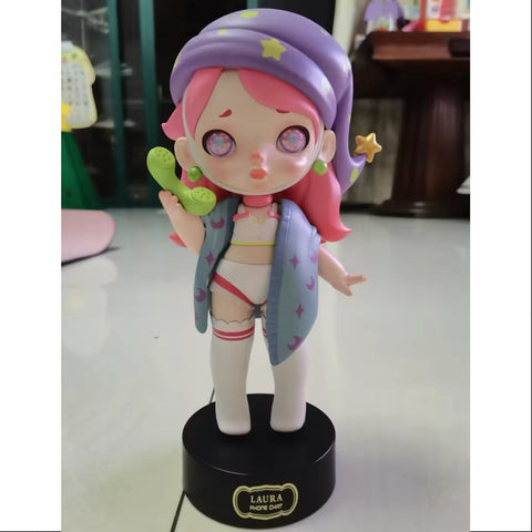 Laura Phone Chat 200% Figurine ToyCity 2021 Limited