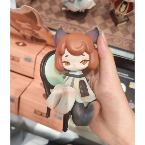Dual Bear Attic Encounter Blind Box Series: The Rose in the Chair (Confirmed Style)