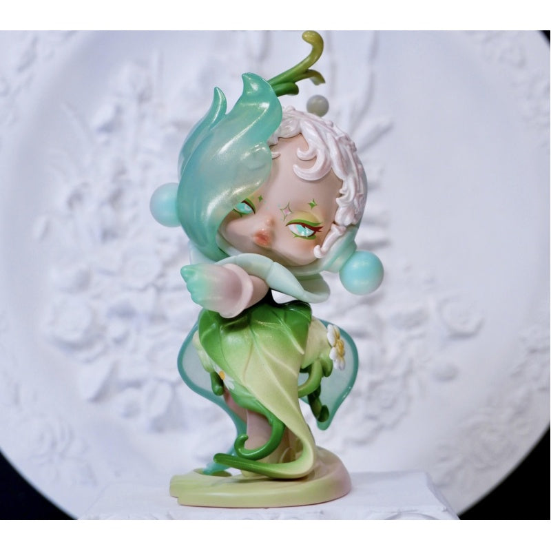 Skullpanda Petals in Four Acts Blind Box Series: The Fatal Entwining (Confirmed Style)