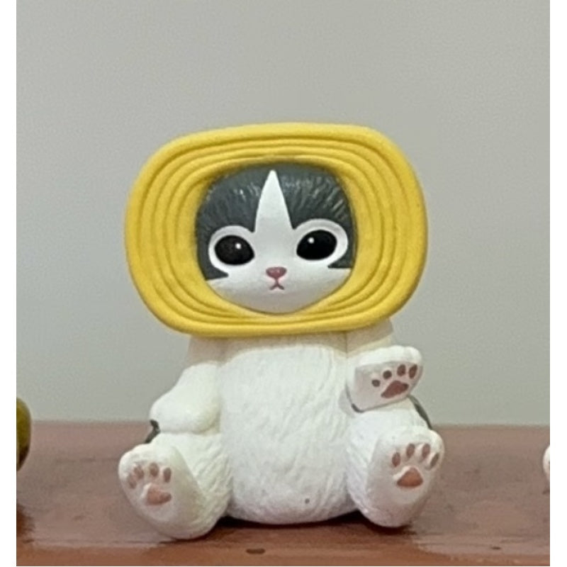 Mofusand Don't Want To Be a Cat Mini Blind Bag Season 2 Series: Egg Roll (Confirmed Style)