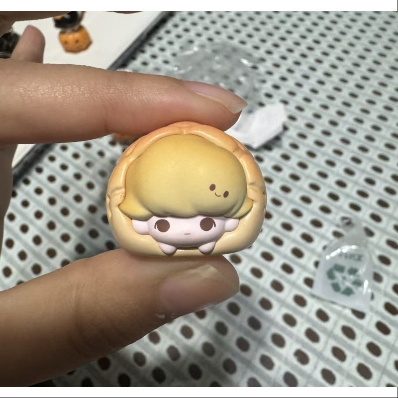 Dimoo Pop Bean Baked Bread Series Pineapple Bun