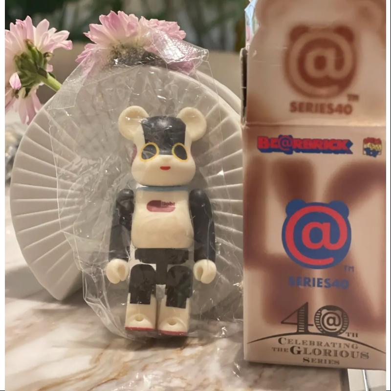 Bearbrick Series 40 SF ROBI Robot Bear 100%