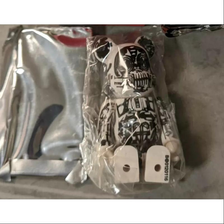 Bearbrick Series 12 – TOYSEZ