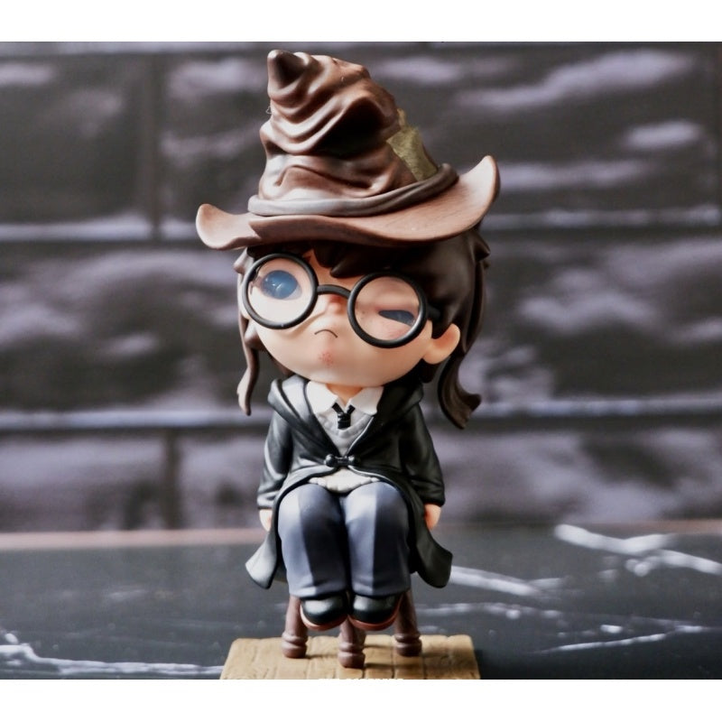 Hirono × Harry Potter Blind Box Series: Harry Potter and The Sorting Hat (Confirmed Style)