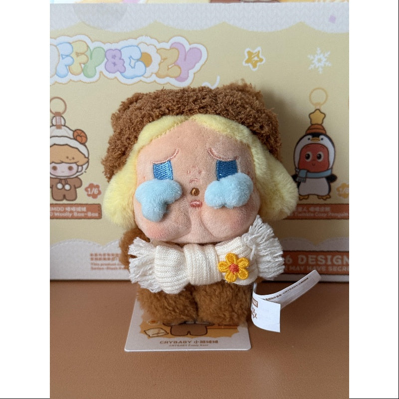Pendentif en peluche moelleux et confortable Crybaby Pop Mart 