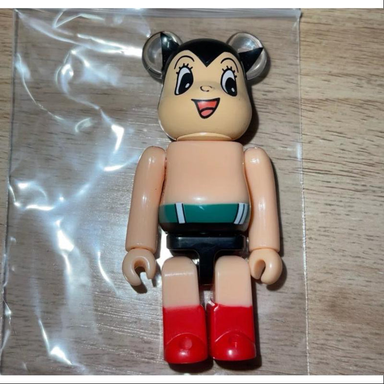 Bearbrick Series 33 – TOYSEZ