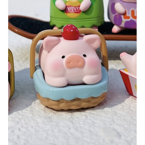 LuLu the Piggy Picnic Party Mini Bean Blind Bag Series: Picnic Basket (Confirmed Style)