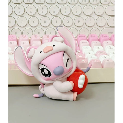 Disney Stitch Party Animals Series Hugging Piggy