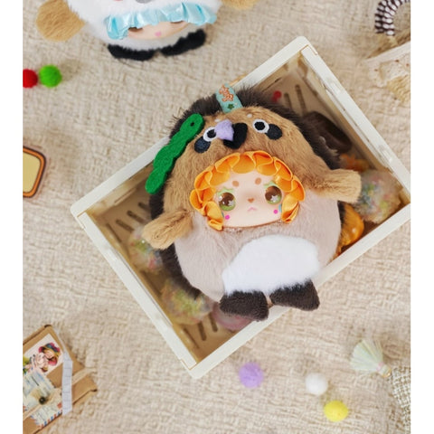 Emma Birdie Escape Vinyl Plush Blind Box Series: Sparrow (Confirmed Style)