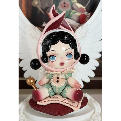 Skullpanda The Attic of Oddities Blind Box Series: The Porcelain Heart (Confirmed Style)