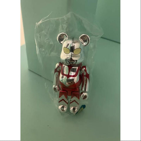 Bearbrick Series 44 HERO ULTRAMAN 100%