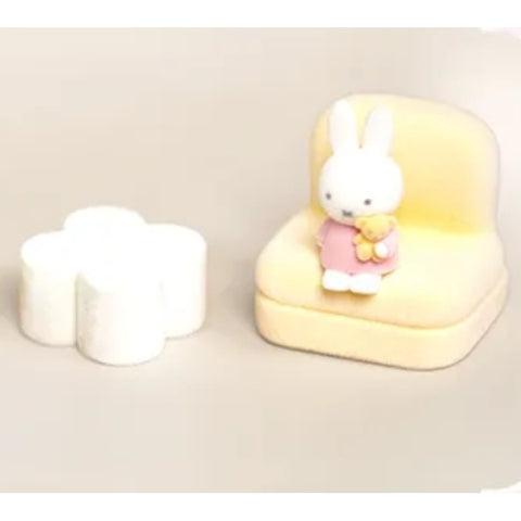 Miffy Sofa Phone Stand Season 2 Blind Box Series: Yellow Sofa + Table (Secret, 1/96)