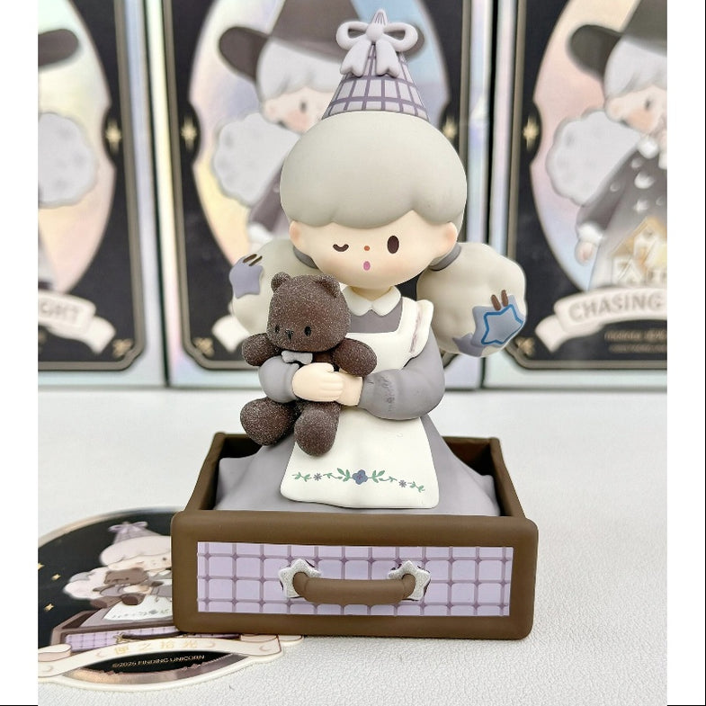 Molinta モリンタ Chasing Light シロネコ＆クロネコ Molinta Chasing Light Series – TOYSEZ