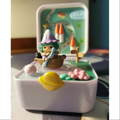PUCKY Strange Planets Series LAND OF MAGIC