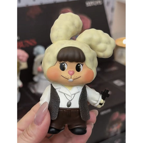 Little Buns The Conjuring Universe Blind Box Series: Lorraine Warren (Confirmed Style)