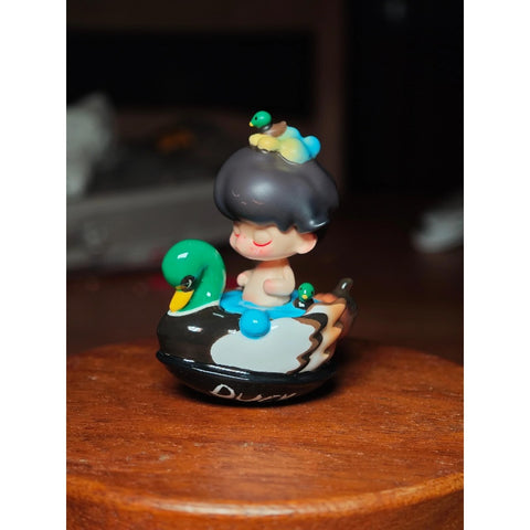 DIMOO Graffiti Duck Limited Figure Green