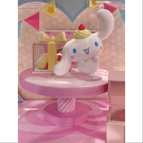 Cinnamoroll Sweet Gift Series Strawberry Cupcake