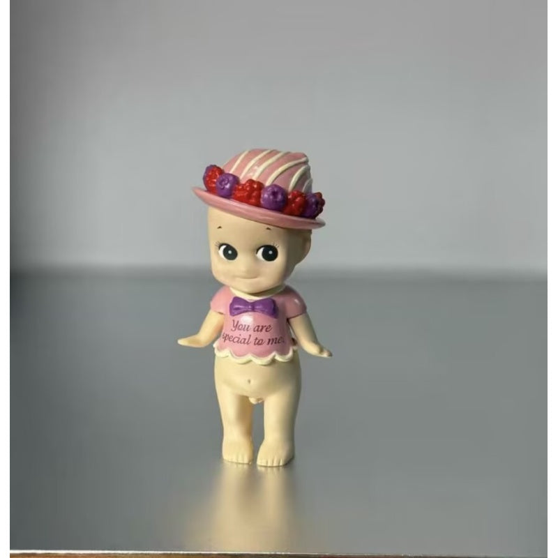 Sonny Angel Valentines Day Series 2016: Berry Chocolate (Confirmed Style)