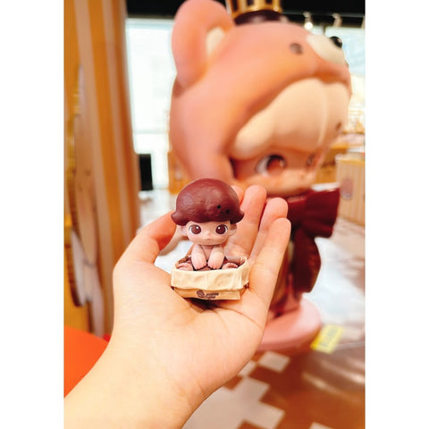 DIMOO Little Coffee Bean - Style B Figurine Limited Edition