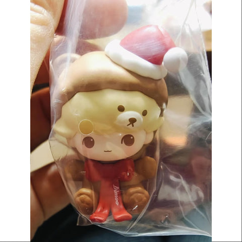 Dimoo Pop Beans Winter Romance Series Box Set Give Me a Hug