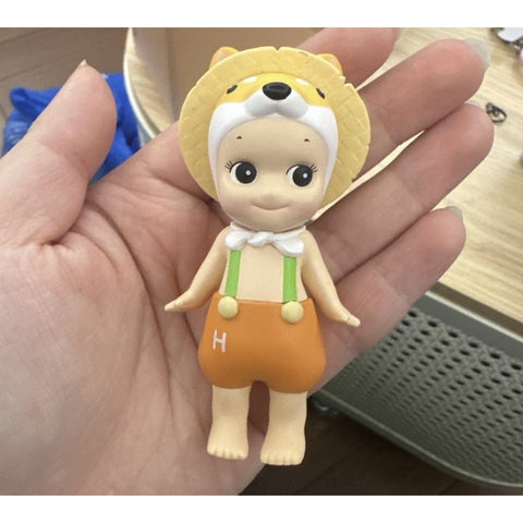 Sonny Angel H Family Series: Little H (Confirmed Style)