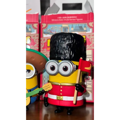 Minions Bello World Blind Box Series: Royal Guard Dave (Confirmed Style)