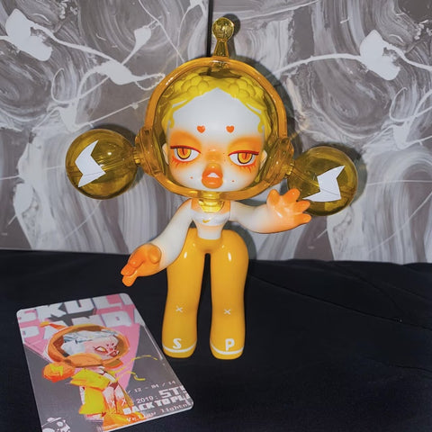 Skullpanda Yellow Lightning Limited Figurine