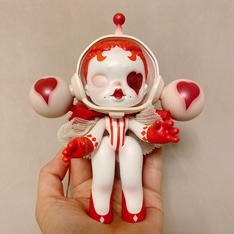 Skullpanda Queen Of Hearts Limited Figurine