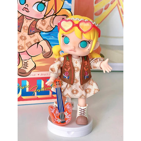 MOLLY Beach Music Festival Action Figure – TOYSEZ