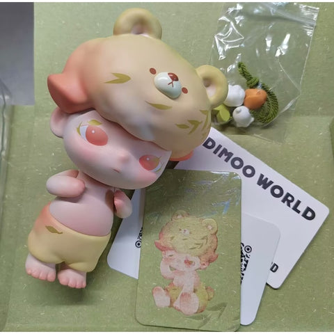 Dimoo Hug Bear DIMOO Four Seasons Bear-Spring Sleepiness Limited Figure – TOYSEZ