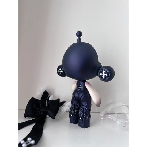 Skullpanda Baby Black Encore Limited Figure