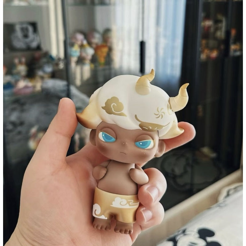 DIMOO Golden Cow Limited Figure – TOYSEZ
