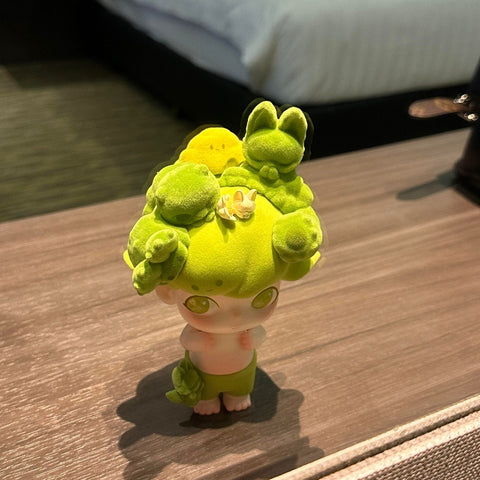 DIMOO Pray For Blooming Limited Figure(Singapore PTS 2024 Exclusive)