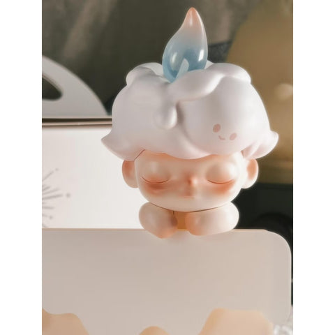 DIMOO Chiffon Cake Limited Figure