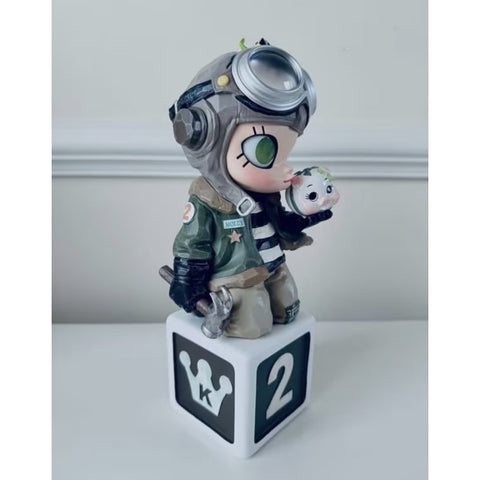 MOLLY 2nd Anniversary Statue I Want to Fly-The New Routes Special Color 2026 Limited Edition