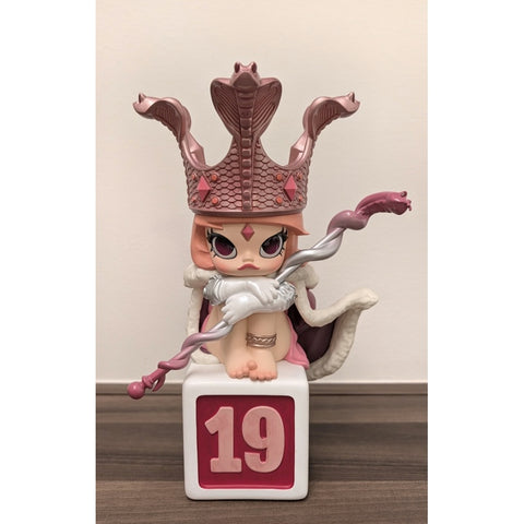 MOLLY 19th Anniversary Statue Morning Haze Singapore 2026 Limited Edition