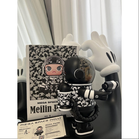 MEGA SPACE MOLLY 400% Meilin Panda 2023 LIMITED