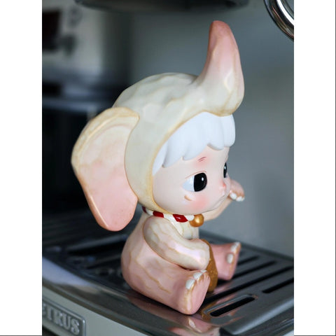 Hacipupu Rich Elephant Figurine Art Toy 2025 Limited Edition
