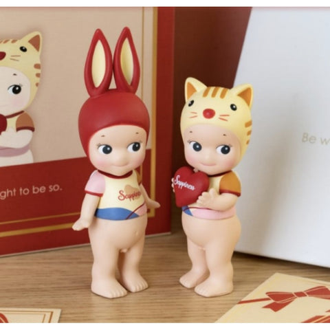Sonny Angel Sappiness Gift Box Limited Red Rabbit & Gift Cat 2018 Limited Edition