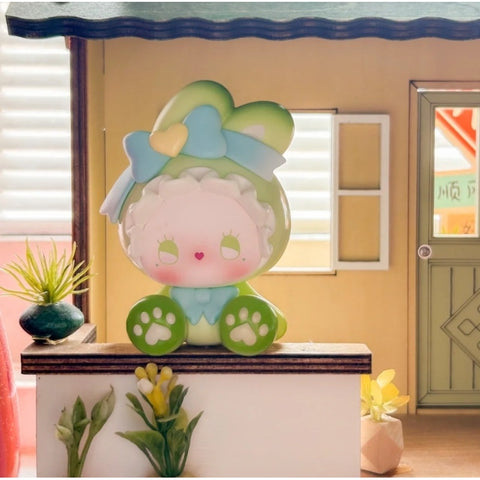 Emma Bunny Collector Debut Vol.1 Blind Box Series: Green Apple (Confirmed Style)