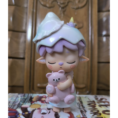 MIMI Strange Friend Series: Hug the Bear (Confirmed Style)