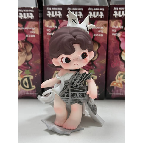 Dora The Wonderful Night Blind Box Series: Gorgeous Disguise (Confirmed Style)